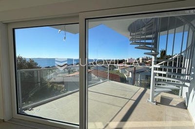 /international/hr/zadar-zadar-county-310105833366/