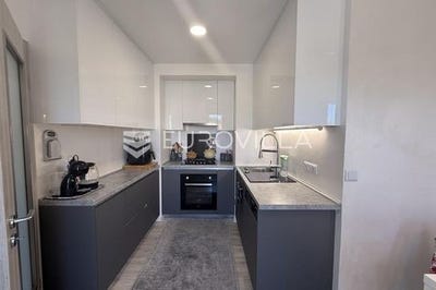 /international/hr/pula-istria-county-310108995900/