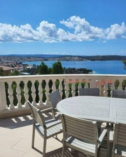 /international/hr/ciovo-split-dalmatia-county-310108403278/
