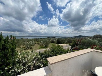 /international/hr/neviđane-zadar-county-120097943519/