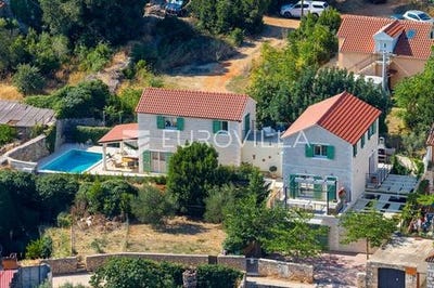 /international/hr/stari-grad-split-dalmatia-county-310106335772/