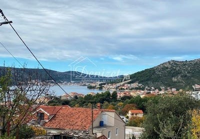 /international/hr/marina-split-dalmatia-county-310105209841/