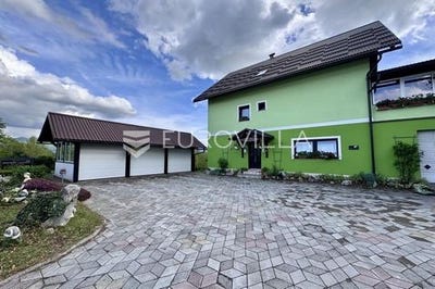 /international/hr/rijeka-primorje-gorski-kotar-county-310107947723/