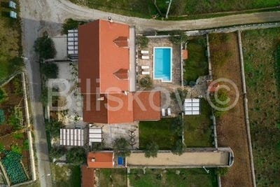 /international/hr/unesic-sibenska-ulica-310106632121/