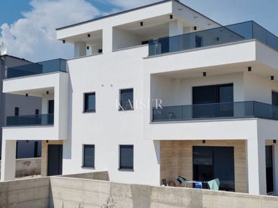 /international/hr/vodice-istria-county-310108699537/