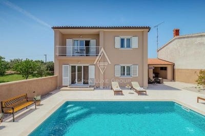 /international/hr/pula-istria-county-310100362909/