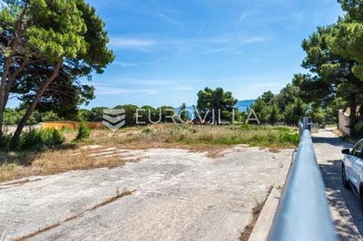 /international/hr/bol-split-dalmatia-county-310100113240/