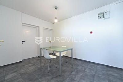 /international/hr/osijek-osijek-baranja-county-310108869766/