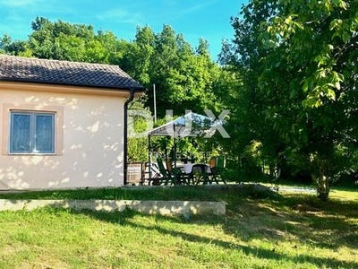 /international/hr/buzet-istria-county-310106359016/