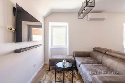 /international/hr/grad-split-dalmatia-county-310107625195/