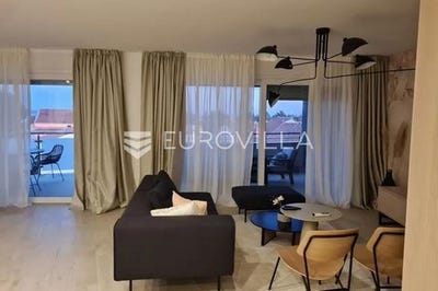 /international/hr/novigrad-istria-county-120090833838/