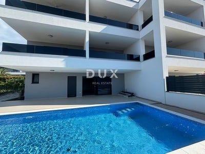 /international/hr/novigrad-istria-county-310108162035/