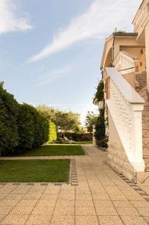 /international/hr/vodice-sibenska-ulica-310108187398/