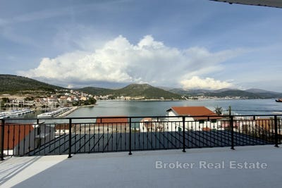 /international/hr/marina-split-dalmatia-county-310107921596/