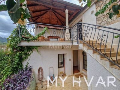 /international/hr/stari-grad-split-dalmatia-county-120092201119/
