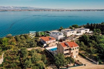 /international/hr/zadar-zadar-county-310102606341/