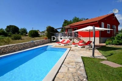 /international/hr/kanfanar-istria-county-310103470625/