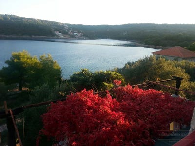 /international/hr/solta-split-dalmatia-county-310098114594/