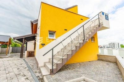 /international/hr/pozega-pozega-slavonia-county-310108247598/