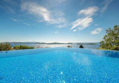 /international/hr/hvar-split-dalmatia-county-120090895238/