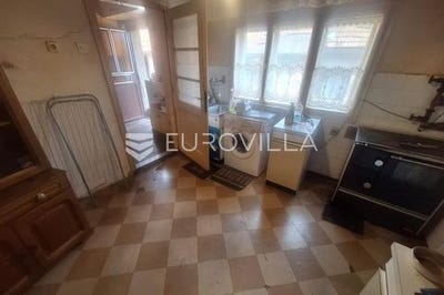 /international/hr/karlovac-karlovac-county-310107814628/
