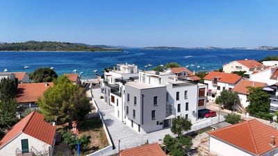 /international/hr/trg-srime-15-22211-srima-croatia-srima-sibenska-ulica-310109233652/?lang=it