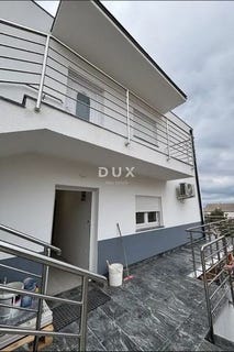 /international/hr/novalja-lika-senj-county-310106021461/