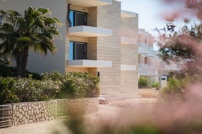/international/hr/pag-lika-senj-county-310108404463/