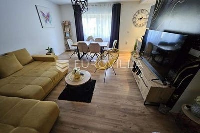/international/hr/varazdin-varazdin-county-310106192325/