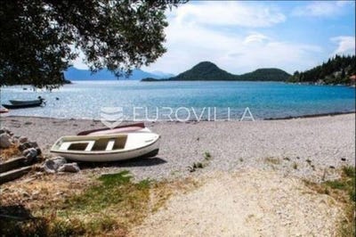 /international/hr/makarska-split-dalmatia-county-310102182442/