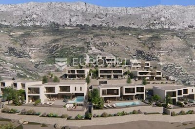 /international/hr/split-split-dalmatia-county-310103816037/