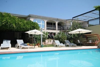 /international/hr/trogir-split-dalmatia-county-310107707636/
