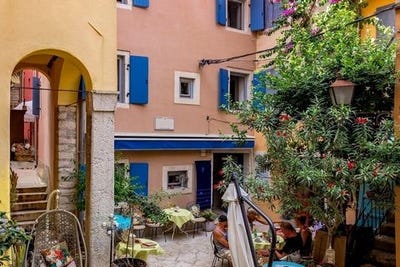 /international/hr/rovinj-istria-county-310106196401/