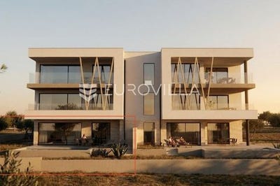 /international/hr/sibenik-sibenska-ulica-310108487842/