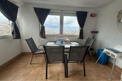/international/hr/karlobag-lika-senj-county-310105821259/