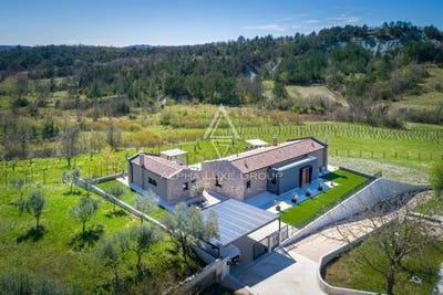 /international/hr/buzet-istria-county-310100363085/