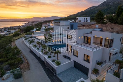 /international/hr/podstrana-split-dalmatia-county-310101105557/?lang=en