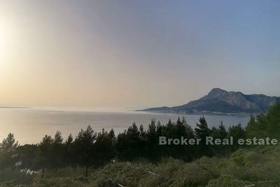 /international/hr/omi-split-dalmatia-county-310107624895/