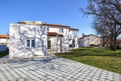 /international/hr/liznjan-istria-county-310100363824/