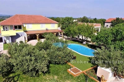 /international/hr/gornji-karin-zadar-county-310107218650/