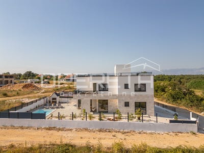 /international/hr/nin-zadar-county-310100666431/?lang=en