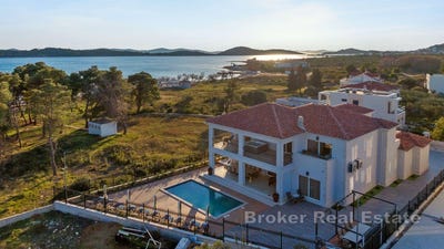 /international/hr/sibenik-bjelovar-bilogora-county-310107219162/