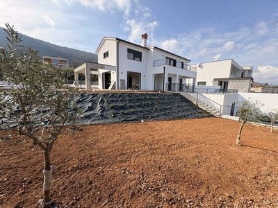 /international/hr/labin-istria-county-310106488503/