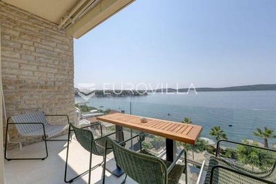/international/hr/trogir-split-dalmatia-county-310102372725/