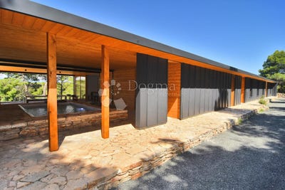 /international/hr/sali-zadar-county-310100556839/