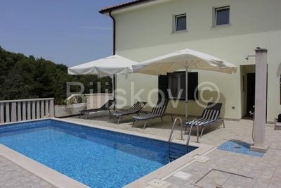 /international/hr/supetar-split-dalmatia-county-120087676460/