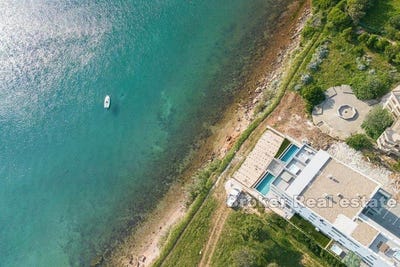 /international/hr/pag-zadar-county-310107624446/