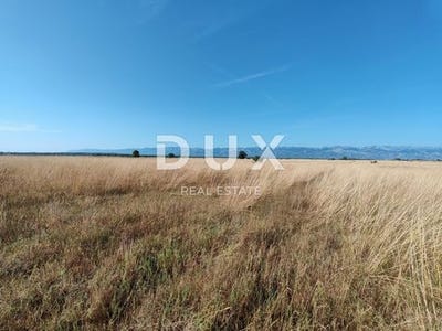 /international/hr/vrsi-split-dalmatia-county-310101389350/