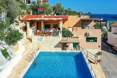 /international/hr/marina-split-dalmatia-county-120090403270/