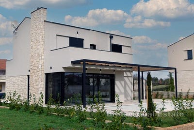 /international/hr/pula-istria-county-310107624381/